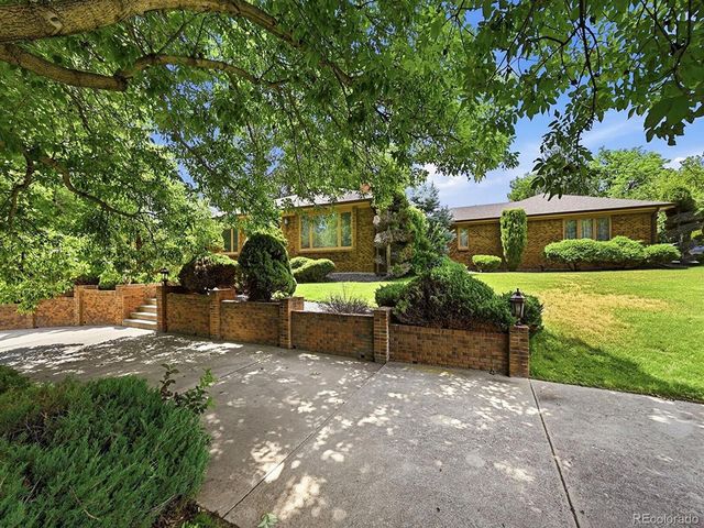 30 Dutch Creek Dr, Littleton, CO 80123
