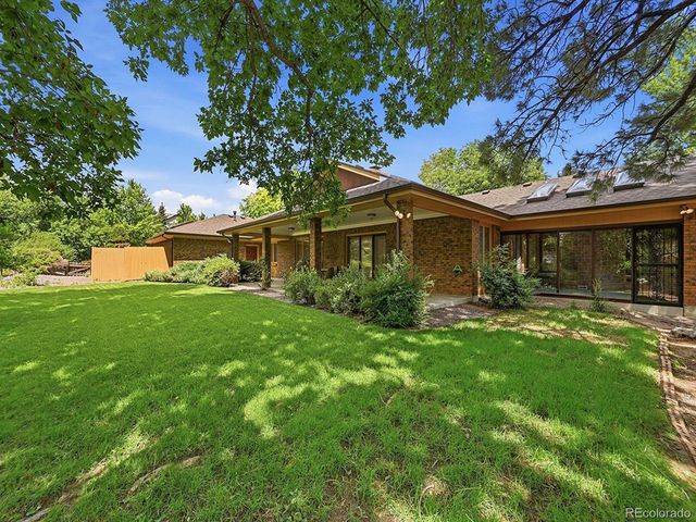 30 Dutch Creek Dr, Littleton, CO 80123