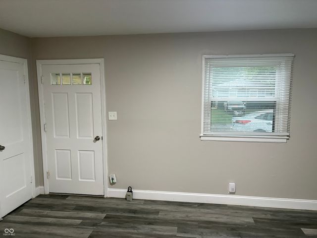5915 E 24th Street B, Indianapolis, IN 46218