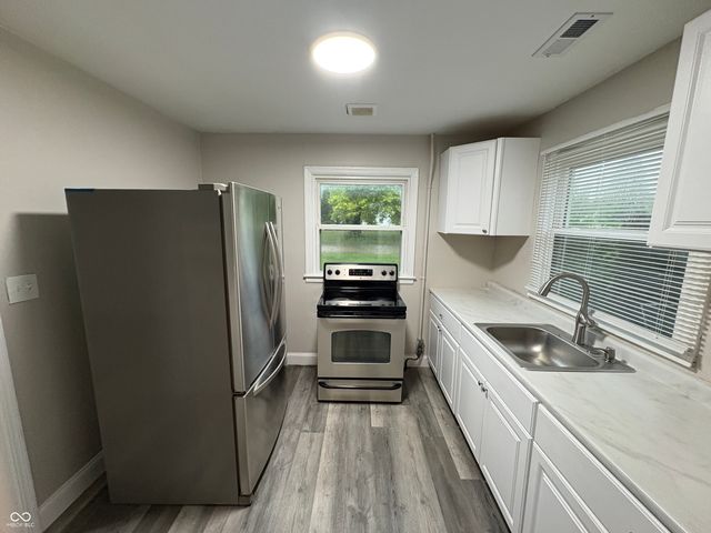 5915 E 24th Street B, Indianapolis, IN 46218