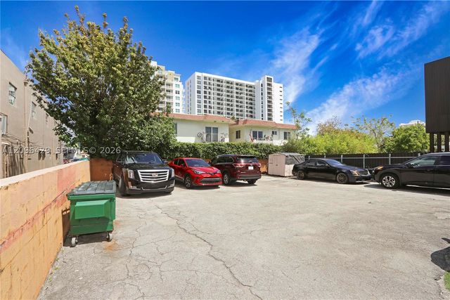 3191 SW 23rd St, Miami, FL 33145