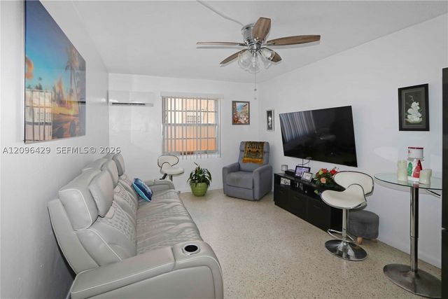 3191 SW 23rd St, Miami, FL 33145