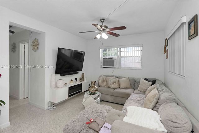 3191 SW 23rd St, Miami, FL 33145