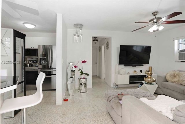 3191 SW 23rd St, Miami, FL 33145