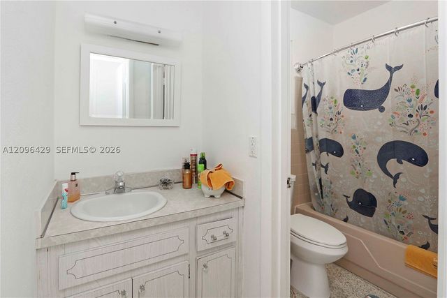 3191 SW 23rd St, Miami, FL 33145