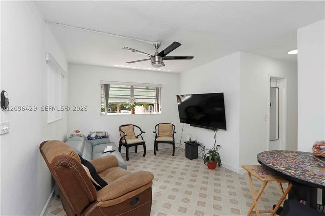 3191 SW 23rd St, Miami, FL 33145