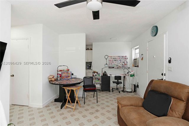 3191 SW 23rd St, Miami, FL 33145