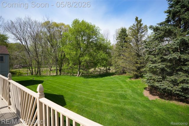 9607 Creek View Court, Richfield Township, MI 48423