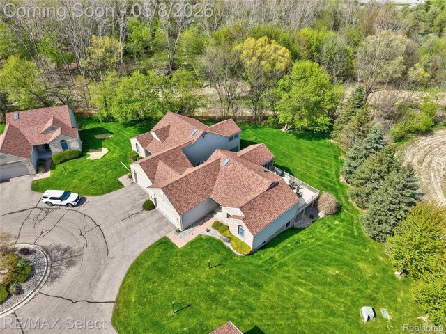 9607 Creek View Court, Richfield Township, MI 48423