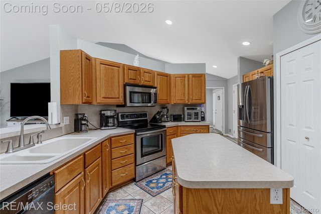 9607 Creek View Court, Richfield Township, MI 48423