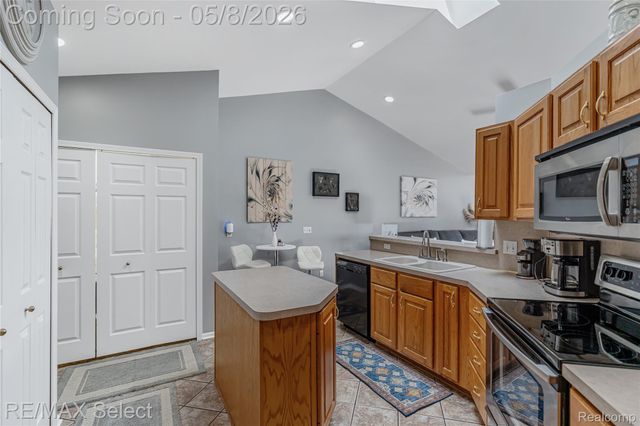 9607 Creek View Court, Richfield Township, MI 48423