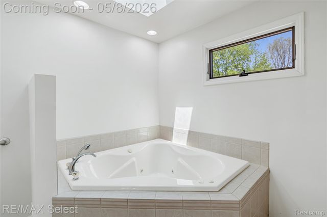 9607 Creek View Court, Richfield Township, MI 48423