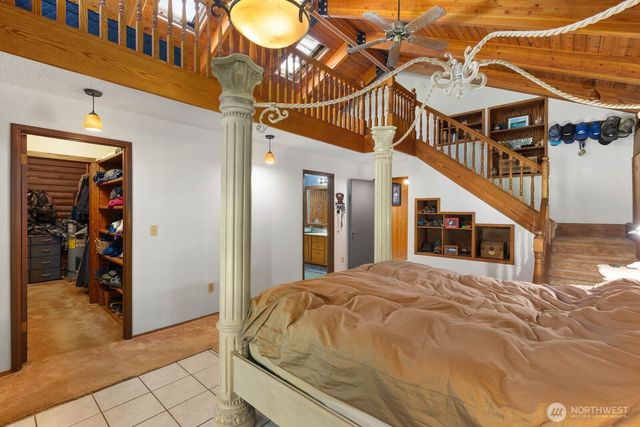 32113 98th Avenue E, Eatonville, WA 98328