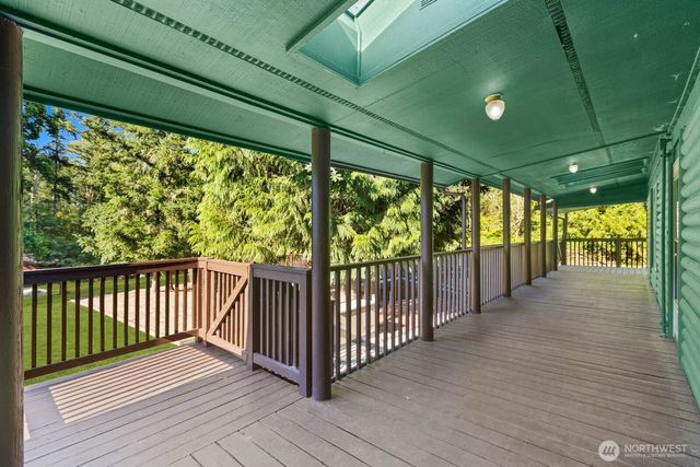 32113 98th Avenue E, Eatonville, WA 98328