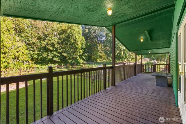 32113 98th Avenue E, Eatonville, WA 98328