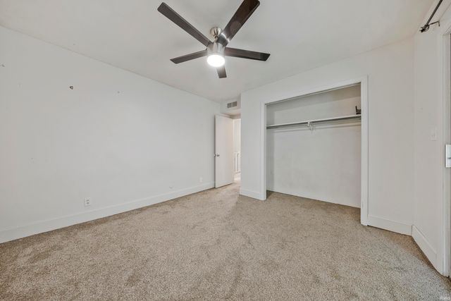 7424 Oaklawn Drive, Newburgh, IN 47630