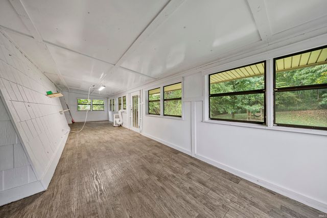 7424 Oaklawn Drive, Newburgh, IN 47630