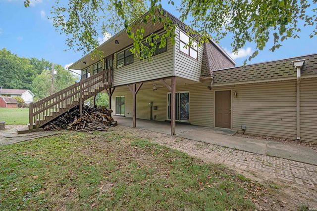 7424 Oaklawn Drive, Newburgh, IN 47630