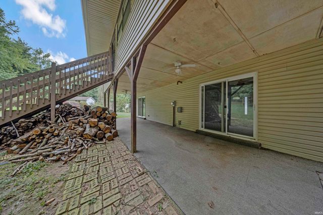 7424 Oaklawn Drive, Newburgh, IN 47630