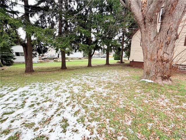 3582 Harrison Avenue, Hamburg, NY 14219