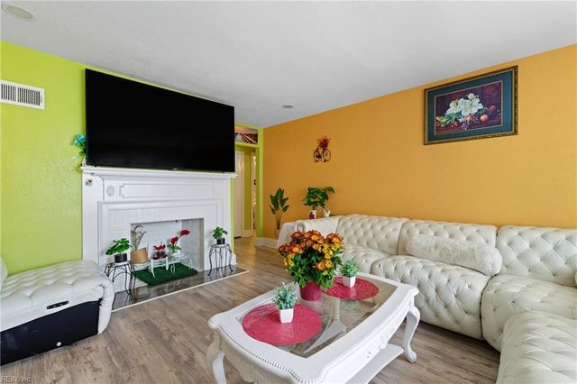 214 E Chester ST, Norfolk, VA 23503