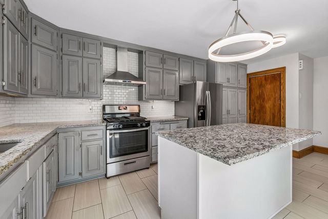 4340 29th Avenue S, Minneapolis, MN 55406
