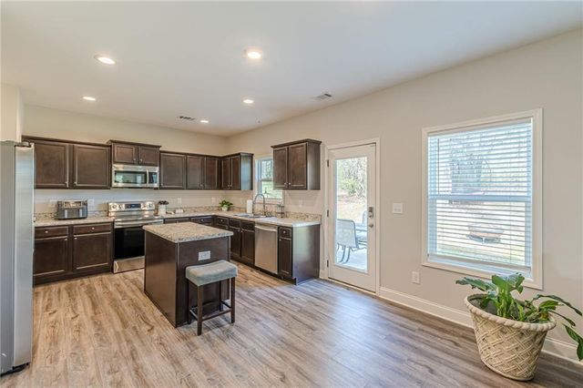 123 Mulberry Drive, Dallas, GA 30157