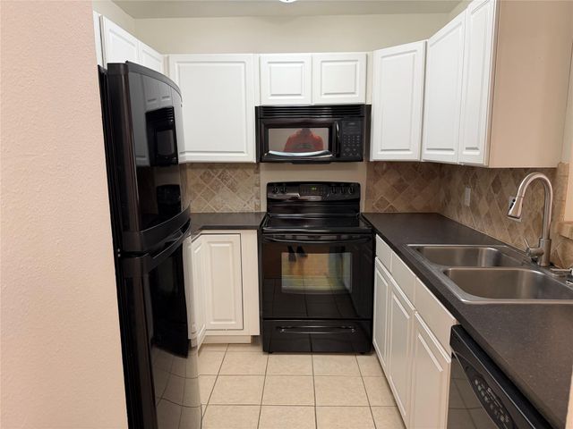 10811 Richmond Avenue 111, Houston, TX 77042