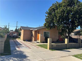 242 E M, Colton, CA 92324