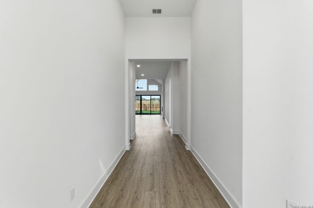 607 Lago Landing, San Antonio, TX 78263