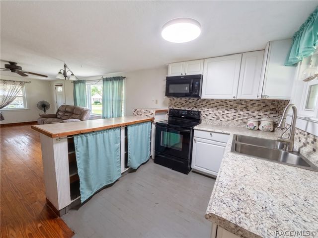 129 S Sparrow Point, Inverness, FL 34450