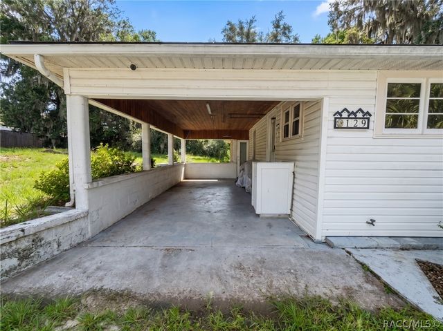 129 S Sparrow Point, Inverness, FL 34450