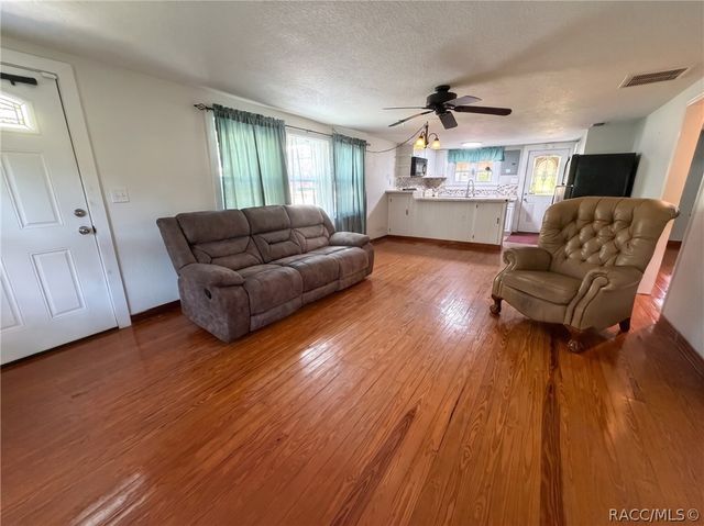 129 S Sparrow Point, Inverness, FL 34450