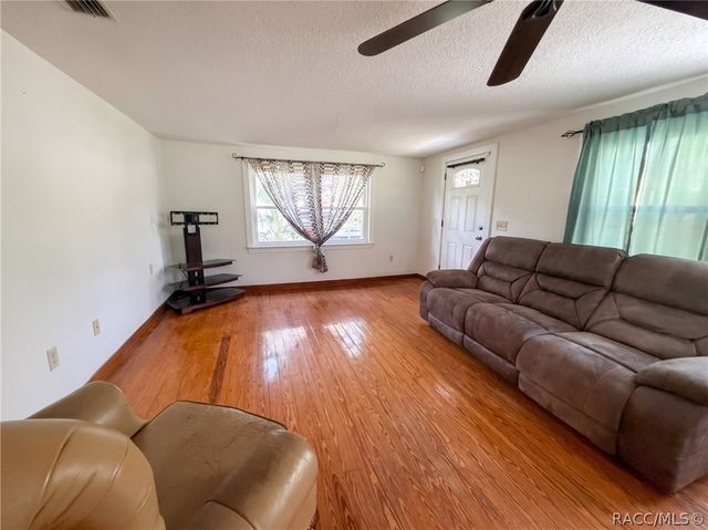 129 S Sparrow Point, Inverness, FL 34450