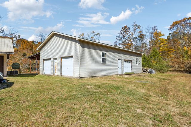635 Cane Creek Rd, Hohenwald, TN 38462