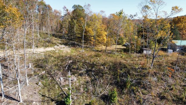 635 Cane Creek Rd, Hohenwald, TN 38462