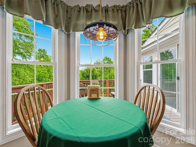 115 Flameleaf Lane, Laurel Park, NC 28739