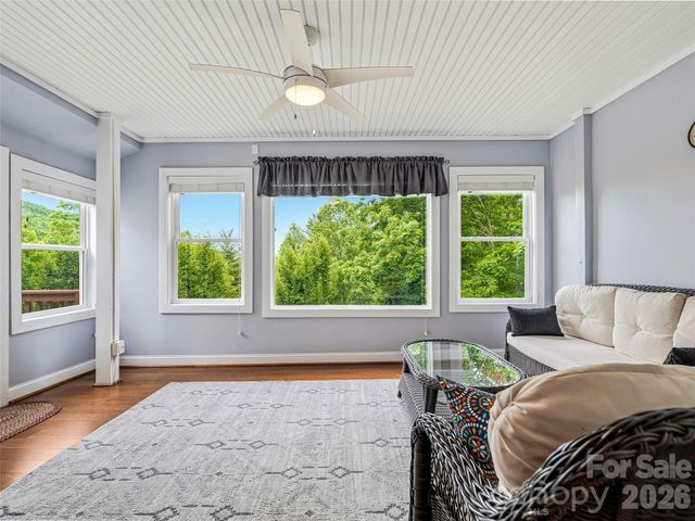 115 Flameleaf Lane, Laurel Park, NC 28739