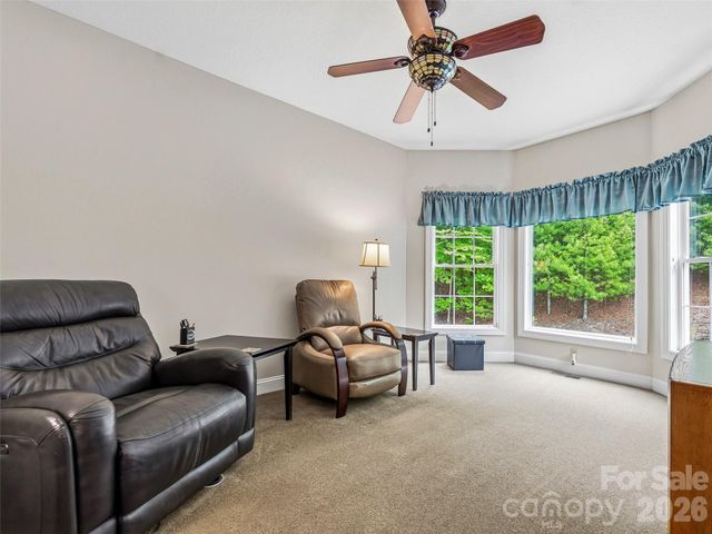 115 Flameleaf Lane, Laurel Park, NC 28739