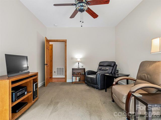 115 Flameleaf Lane, Laurel Park, NC 28739