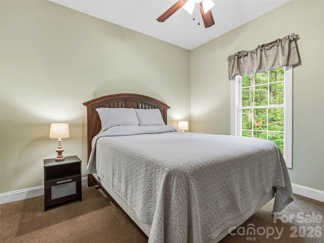 115 Flameleaf Lane, Laurel Park, NC 28739