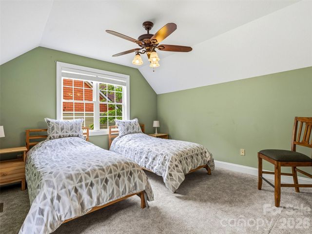 115 Flameleaf Lane, Laurel Park, NC 28739