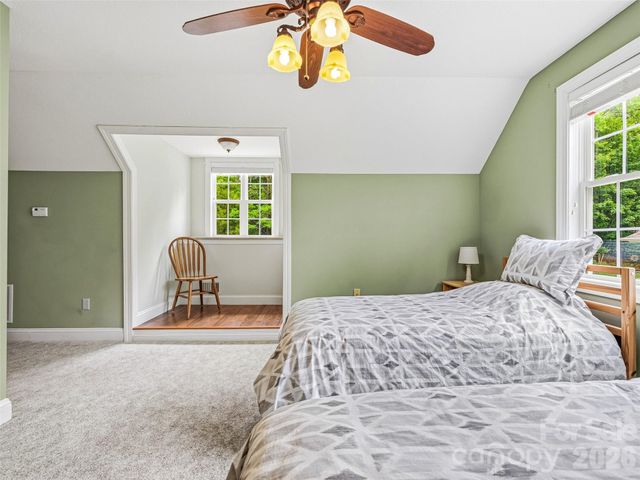 115 Flameleaf Lane, Laurel Park, NC 28739