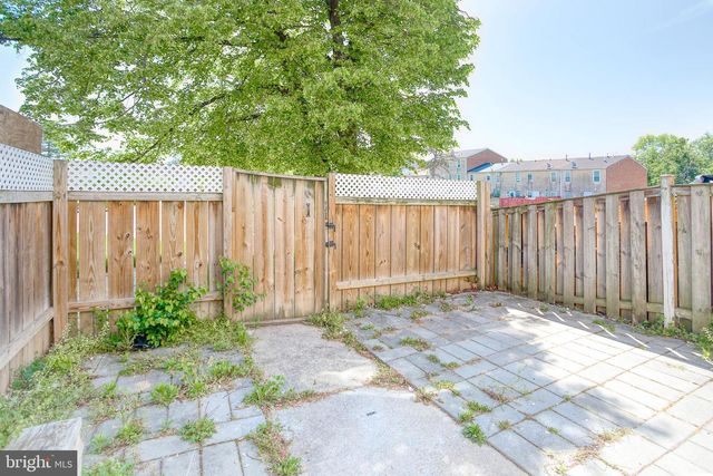 819 AISQUITH ST, Baltimore, MD 21202