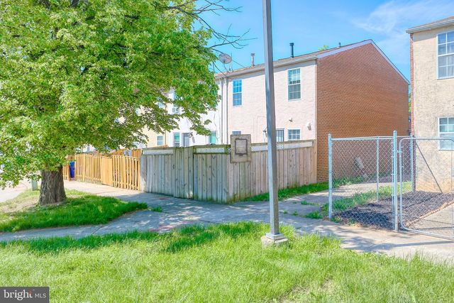 819 AISQUITH ST, Baltimore, MD 21202