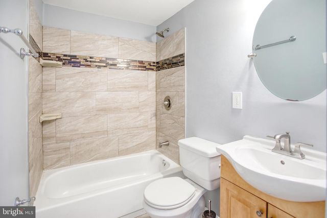 819 AISQUITH ST, Baltimore, MD 21202