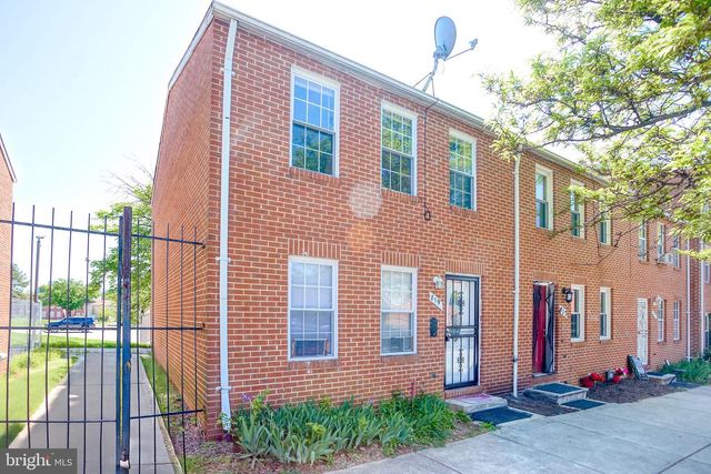 819 AISQUITH ST, Baltimore, MD 21202