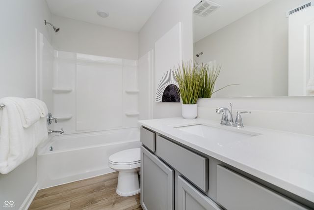 5841 Haverhill Drive, Whitestown, IN 46075