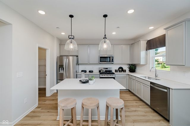 5841 Haverhill Drive, Whitestown, IN 46075