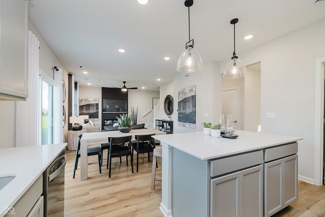 5841 Haverhill Drive, Whitestown, IN 46075